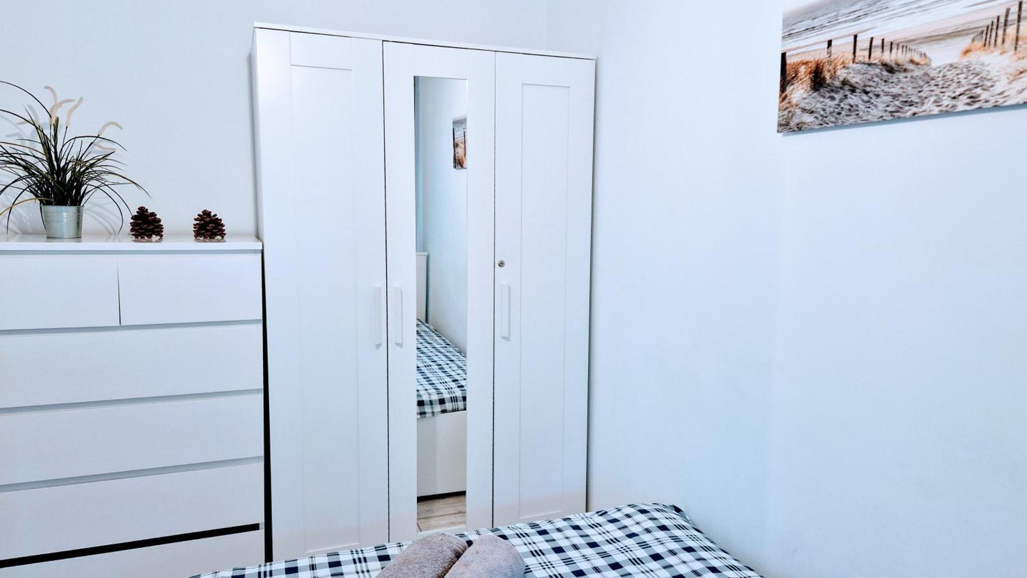 Krolewska Centrum Apartament 4X Varşova Dış mekan fotoğraf